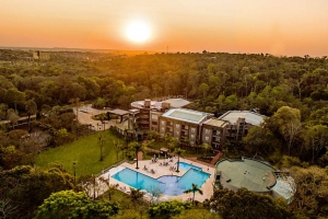 Escapada a Cataratas imperdible Hotel Falls Iguazú Spa